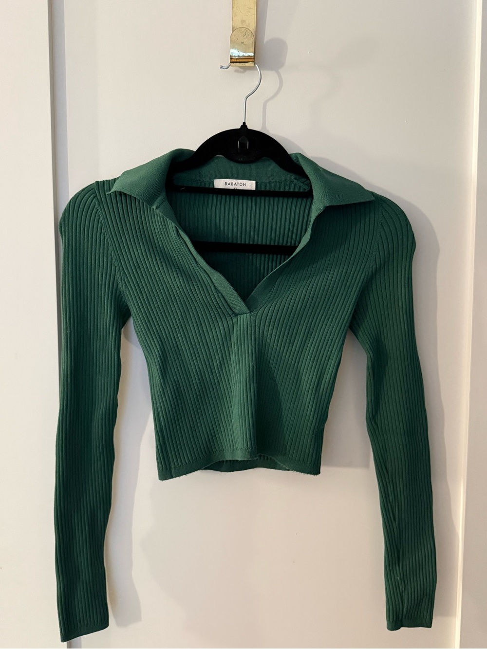Aritzia Green Ribbed V-Neck Long Sleeve Top